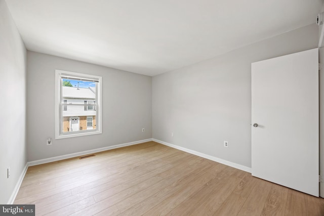 565 W Diamond Ave Unit 27, Gaithersburg, MD 20877 - empty room with light wood finished floors and baseboards