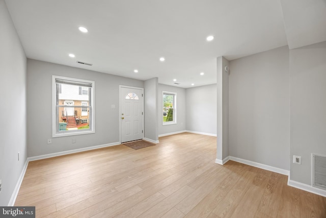 565 W Diamond Ave Unit 27, Gaithersburg, MD 20877 - foyer with light wood-style flooring, baseboards, and recessed lighting