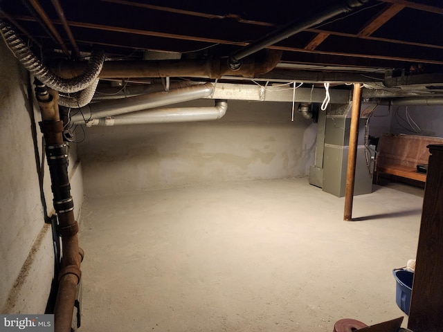 128 W Elm Ave, Lindenwold, NJ 08021 - unfinished below grade area with heating unit