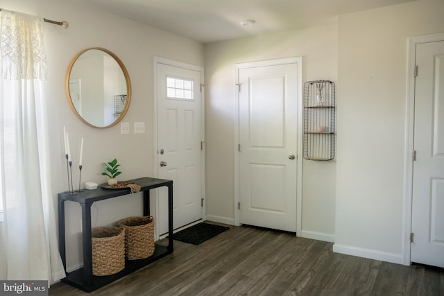 300 Coville St, Middletown, VA 22645 - entrance foyer featuring baseboards and dark wood-style flooring
