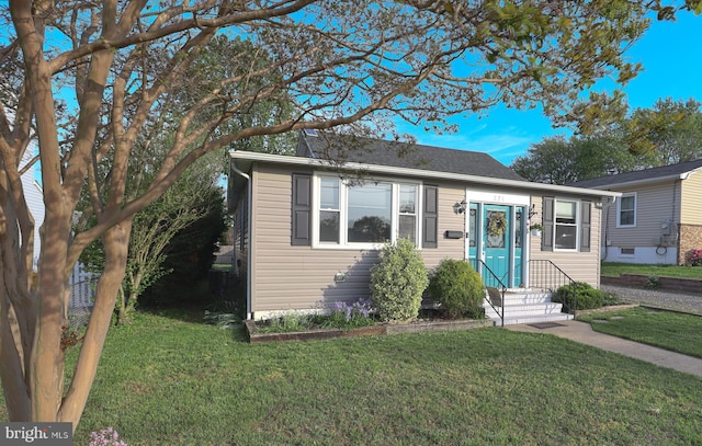 221 Arundel Rd, Pasadena, MD 21122 - bungalow with a front lawn