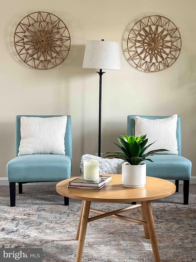 living area with baseboards