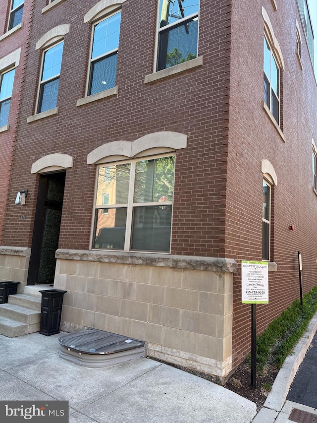 1424 S 4th St, Philadelphia, PA 19147 - exterior space with brick siding