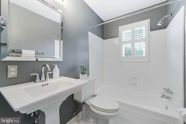 817 Golden Arrow St, Great Falls, VA 22066 - full bathroom with shower / tub combination and toilet
