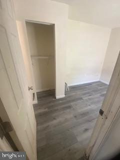 1047 W Nevada St, Philadelphia, PA 19133 - interior space featuring wood finished floors