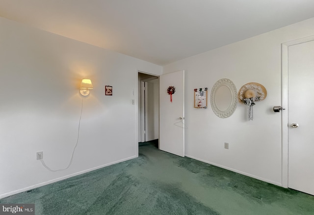 2422 Pinefield Rd, Waldorf, MD 20601 - unfurnished room featuring baseboards and carpet flooring