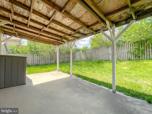 2422 Pinefield Rd, Waldorf, MD 20601 - view of patio with a fenced backyard