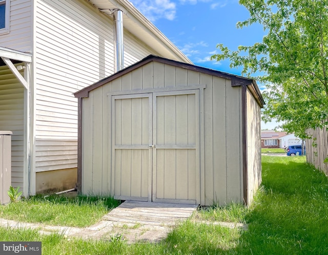 2422 Pinefield Rd, Waldorf, MD 20601 - view of shed