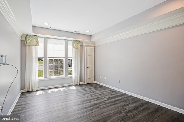 8004 Ink Berry Ct Unit D-3, Pasadena, MD 21122 - unfurnished room with recessed lighting, baseboards, visible vents, and dark wood-style floors
