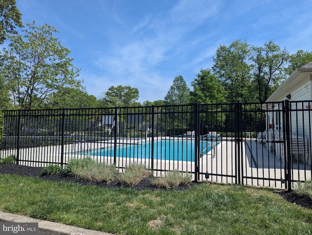 8004 Ink Berry Ct Unit D-3, Pasadena, MD 21122 - view of pool featuring a fenced in pool and fence