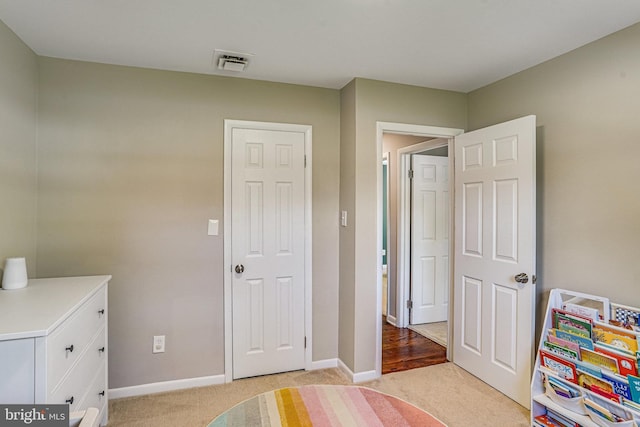 4001 Patricia St, Annandale, VA 22003 - bedroom with visible vents, baseboards, and light carpet