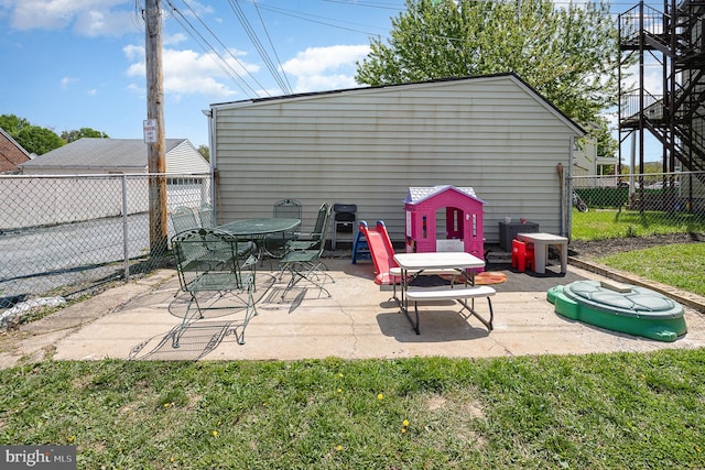 view of patio with a fenced backyard
