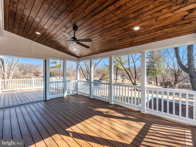 deck with a ceiling fan