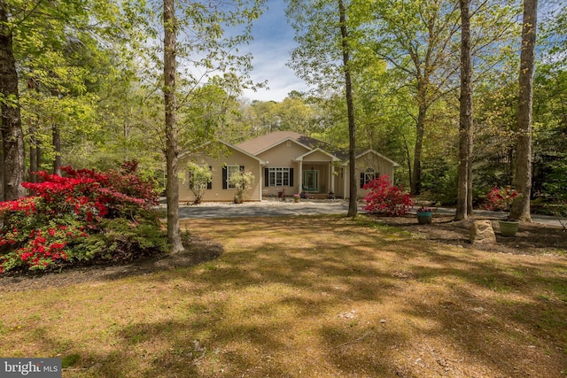 7645 E Longfield Dr, Hebron, MD 21830 - back of property featuring a lawn