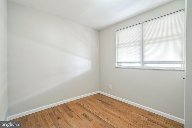 2426 S Chadwick St, Philadelphia, PA 19145 - unfurnished room featuring baseboards and light wood finished floors