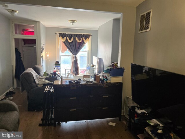 512 N Schroeder St, Baltimore, MD 21223 - bedroom with wood finished floors