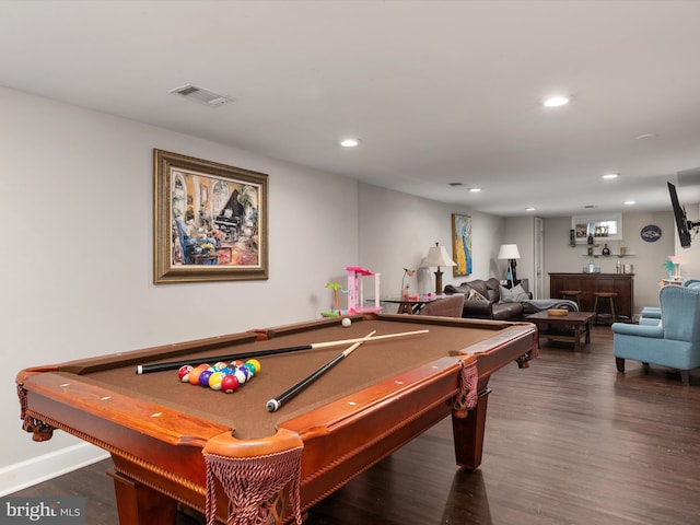 game room featuring recessed lighting, billiards, and wood finished floors