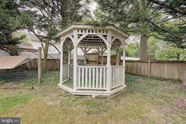 807 Riverside Dr, Pasadena, MD 21122 - view of yard with a gazebo