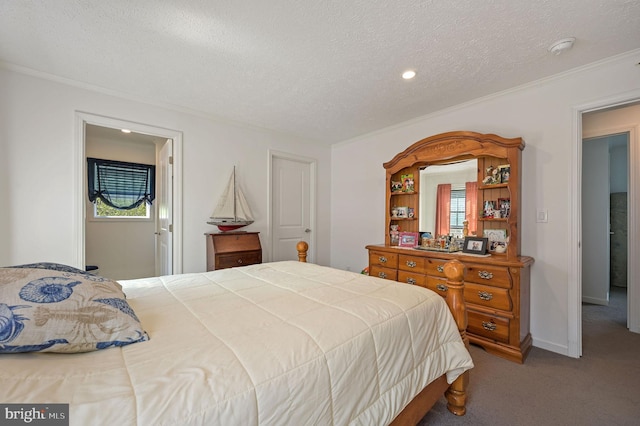 bedroom featuring carpet flooring, a textured ceiling, recessed lighting, baseboards, and ornamental molding