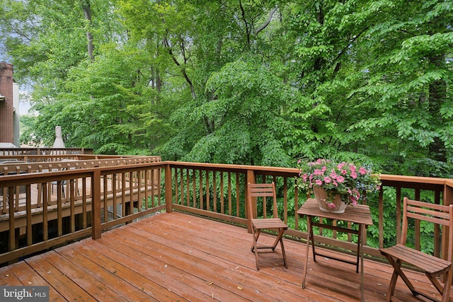 5439 Grove Ridge Way Unit 112, Rockville, MD 20852 - view of wooden terrace