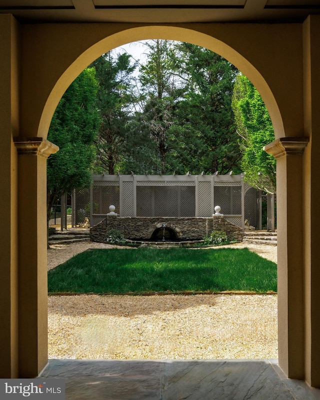 2740 Chain Bridge Rd NW, Washington, DC 20016 - view of yard
