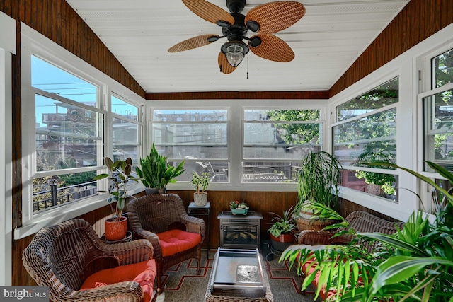 2636 N Calvert St N, Baltimore, MD 21218 - sunroom / solarium with wooden walls