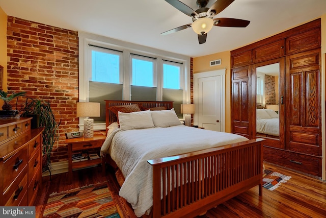 2636 N Calvert St N, Baltimore, MD 21218 - bedroom featuring hardwood / wood-style flooring and a ceiling fan