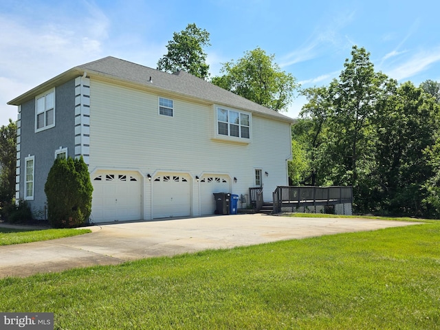 194 Jockey Hollow Run, Woolwich Twp, NJ 08085 - view of side of property featuring an attached garage, a yard, driveway, and a deck