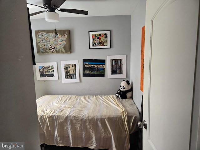 933 Bennett Pl, Baltimore, MD 21223 - view of bedroom