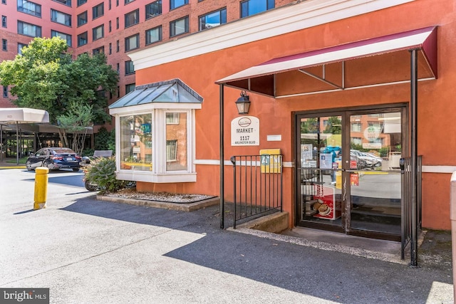 1021 Arlington Blvd Unit 237, Arlington, VA 22209 - property entrance with stucco siding