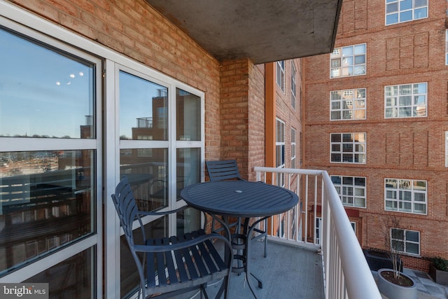 250 President St Unit 308, Baltimore, MD 21202 - view of balcony