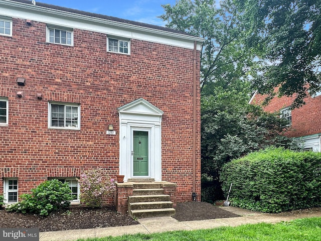 1240 Martha Custis Dr, Alexandria, VA 22302 - view of front of property featuring brick siding
