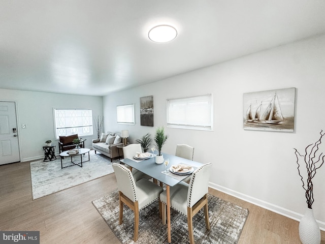 21 Onaway Pl, New Castle, DE 19720 - dining space featuring baseboards and wood finished floors