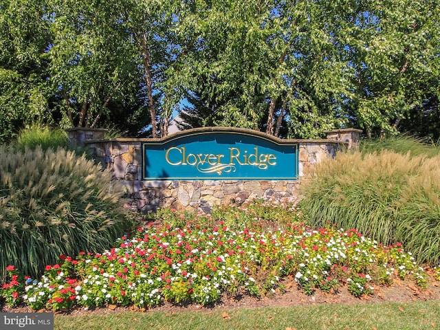 2004 Quandary Dr, Frederick, MD 21702 - view of community sign