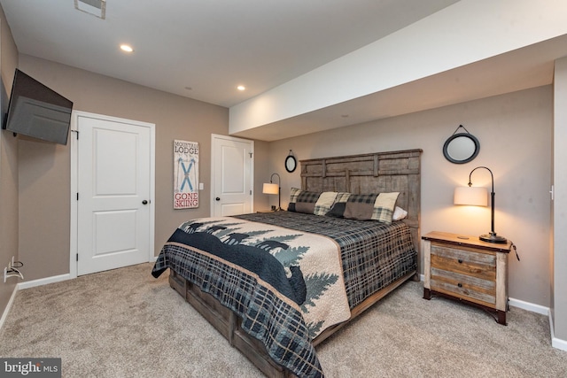 193 Greenbrier Dr, Mc Henry, MD 21541 - bedroom featuring carpet floors, baseboards, recessed lighting, and visible vents