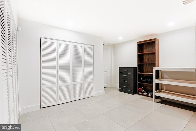 2325 W Thompson St, Philadelphia, PA 19121 - bedroom featuring visible vents, recessed lighting, baseboards, and a closet