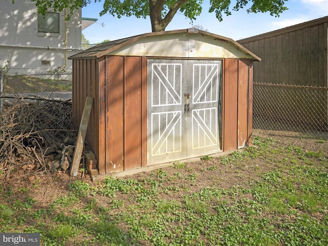 62 N 4th St, Chambersburg, PA 17201 - view of shed featuring fence