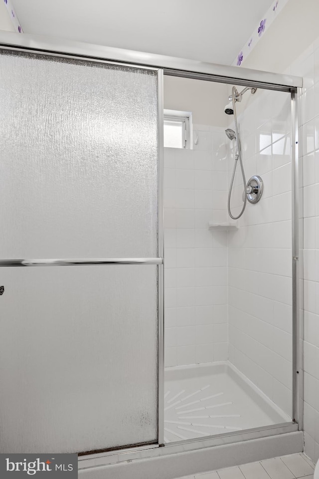 48 Dunstable Rd, Southampton, NJ 08088 - full bathroom with a stall shower