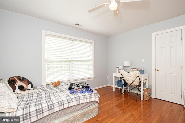 105 Fairfield Dr, Winchester, VA 22602 - bedroom featuring wood finished floors, baseboards, and ceiling fan