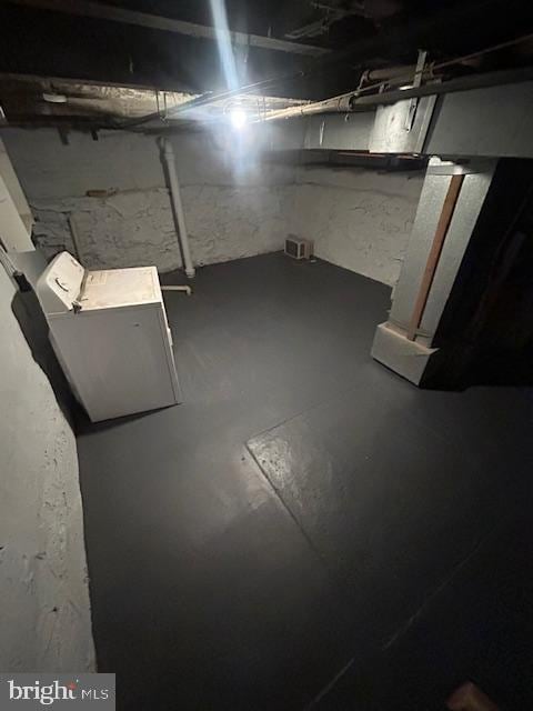 view of unfinished below grade area