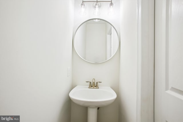 1704 Lake Shore Crest Dr Unit 32, Reston, VA 20190 - bathroom featuring a sink
