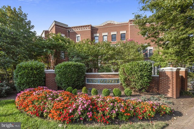 1704 Lake Shore Crest Dr Unit 32, Reston, VA 20190 - view of community sign