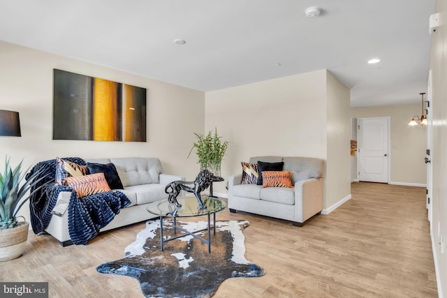 730 Farmwood Ln, Lebanon, PA 17042 - living area with wood finished floors, baseboards, and recessed lighting