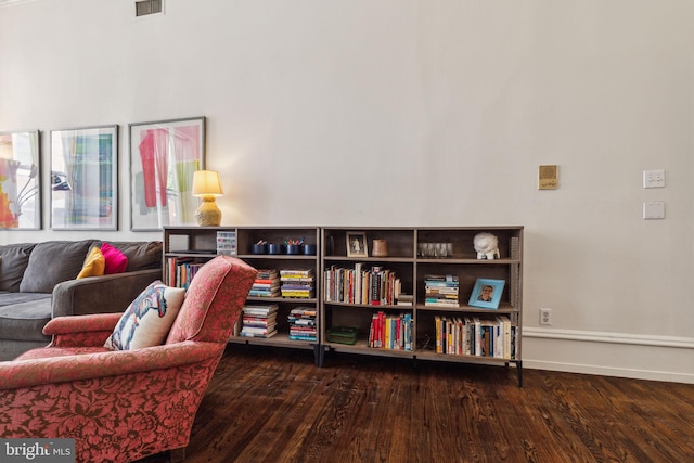 2308 Spruce St Unit 2310A, Philadelphia, PA 19103 - sitting room featuring baseboards, wood finished floors, and visible vents