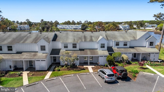 drone / aerial view featuring a residential view