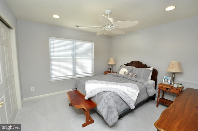bedroom featuring visible vents, carpet floors, a closet, baseboards, and recessed lighting