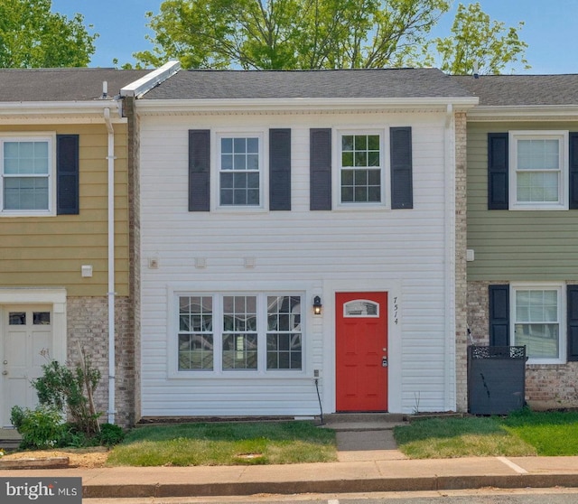 view of townhome / multi-family property