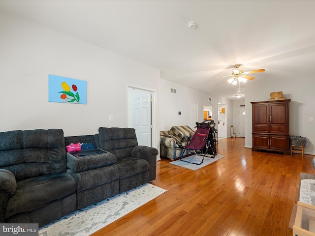 628 Allegheny Cir, Woodstock, VA 22664 - living room with light wood-style flooring and ceiling fan