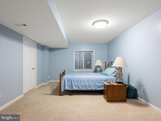 628 Allegheny Cir, Woodstock, VA 22664 - carpeted bedroom featuring baseboards