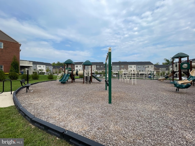 14503 Hunts Farm Rd, Brandywine, MD 20613 - community playground with a residential view
